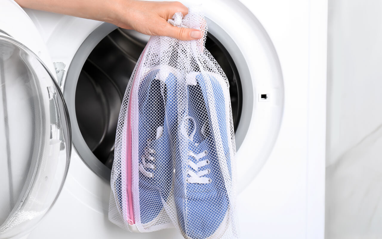 Trainers in washing machine