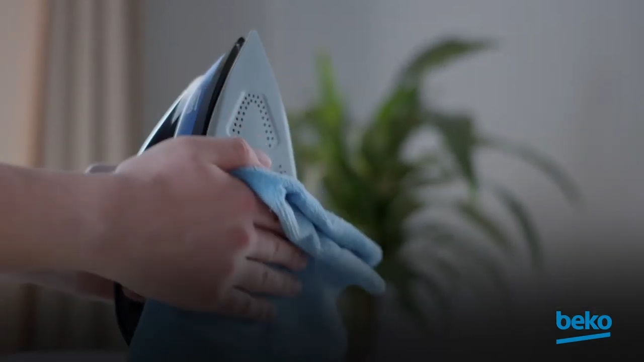 How to clean and store your SteamXtra® Steam Generator Iron SGA8328B