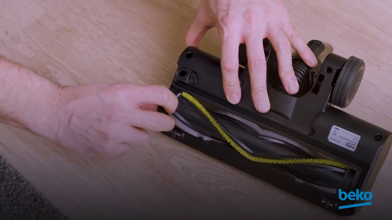 How to clean the hard floor roller of your Beko PowerClean™ cordless vacuum cleaner