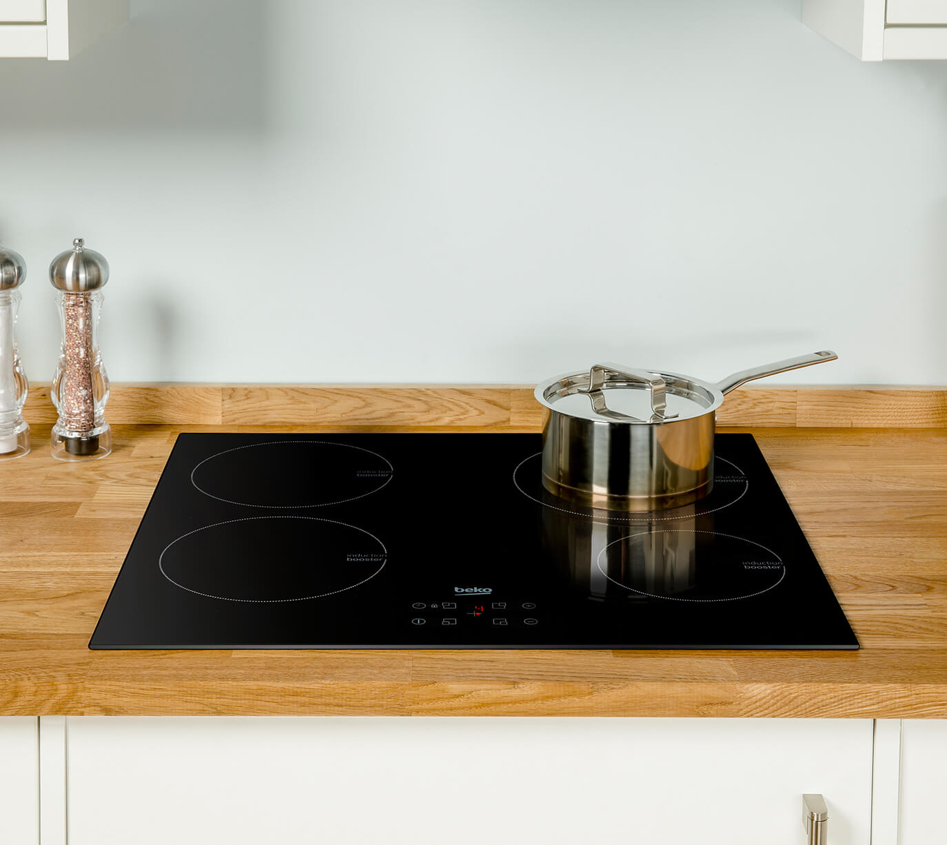 electric hob with knobs