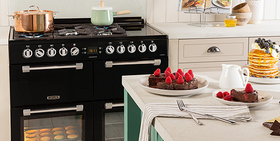 https://storage.beko.co.uk/assets/leisure/inspiration/which-range-cooker-works-best/thumbnail.jpg