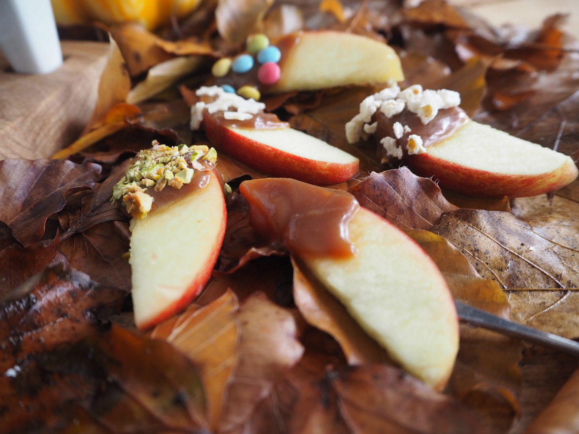 Deconstructed Toffee Apples