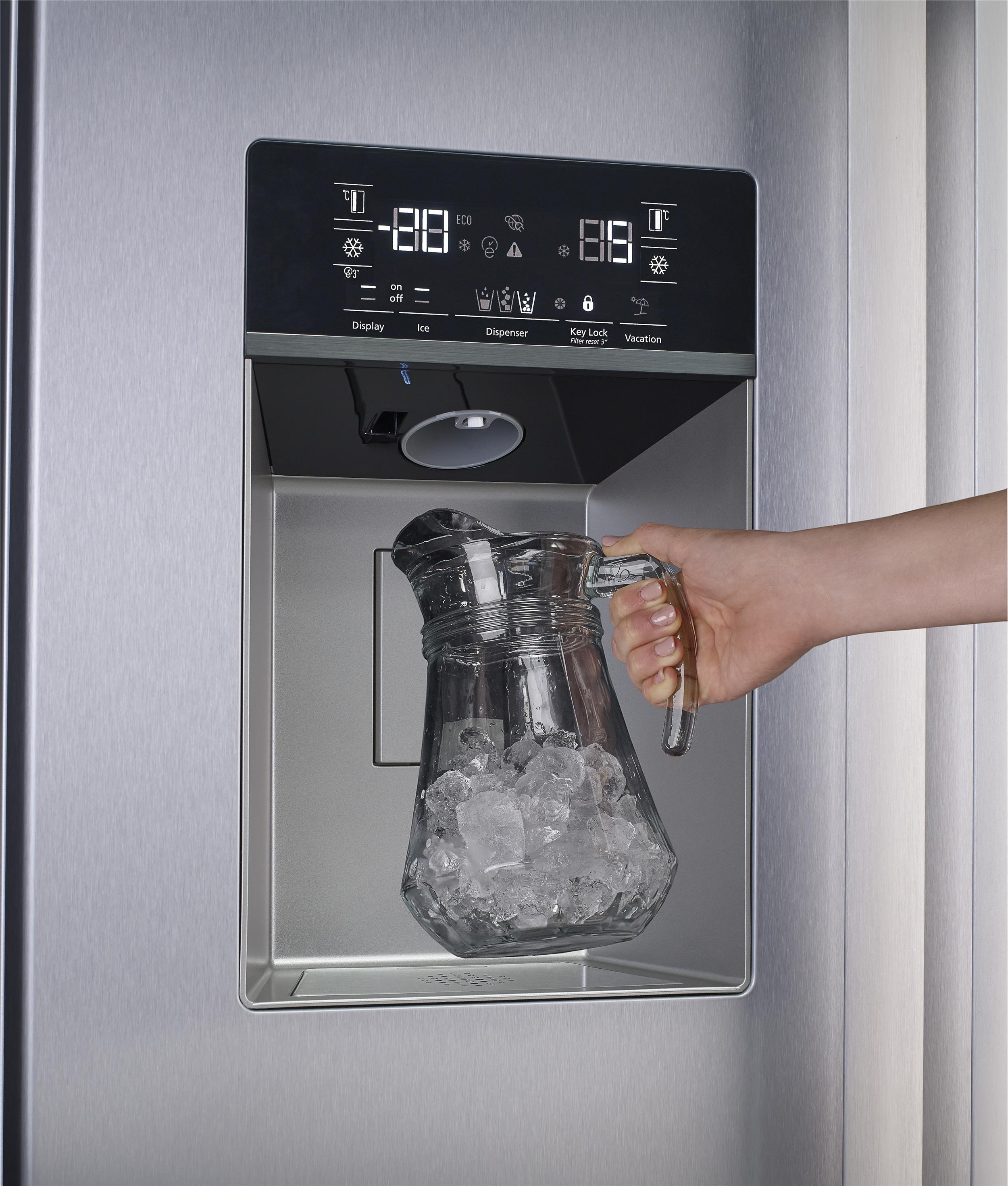 Fridge freezer with water store and ice